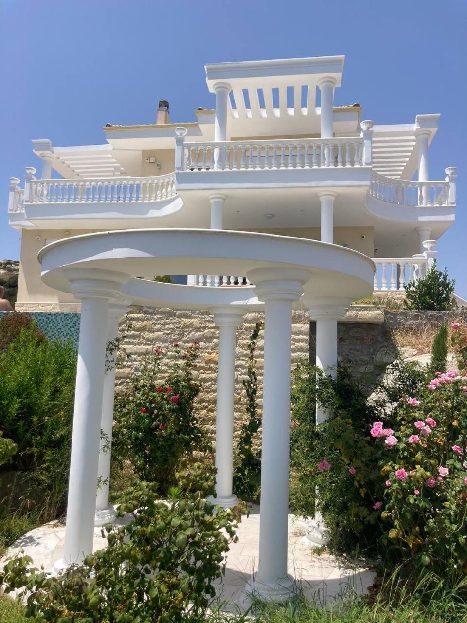 Villa Ulyana Kriaritsi - Athos Sea View & Spa Exterior photo